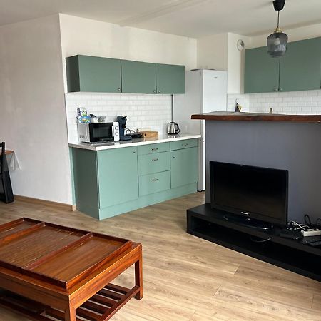 2 Bedroom Apartment + Parking 圣但尼 外观 照片